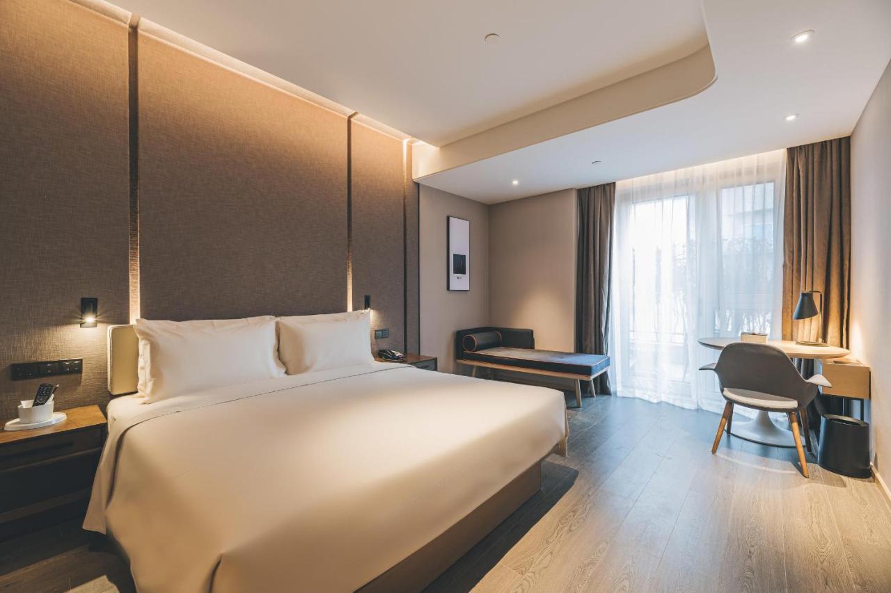Atour Hotel Shanghai Xianxia Exterior photo