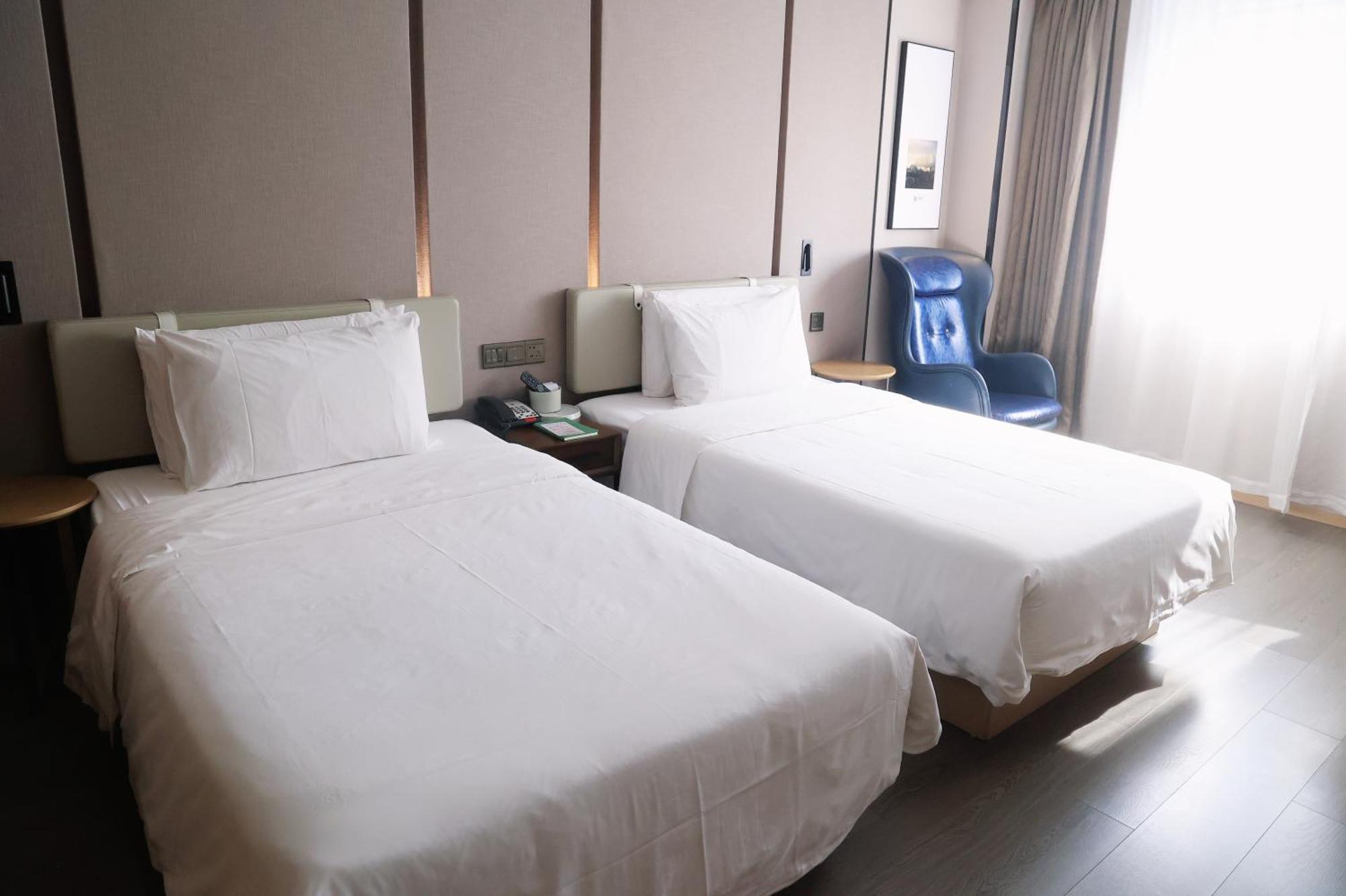 Atour Hotel Shanghai Xianxia Exterior photo
