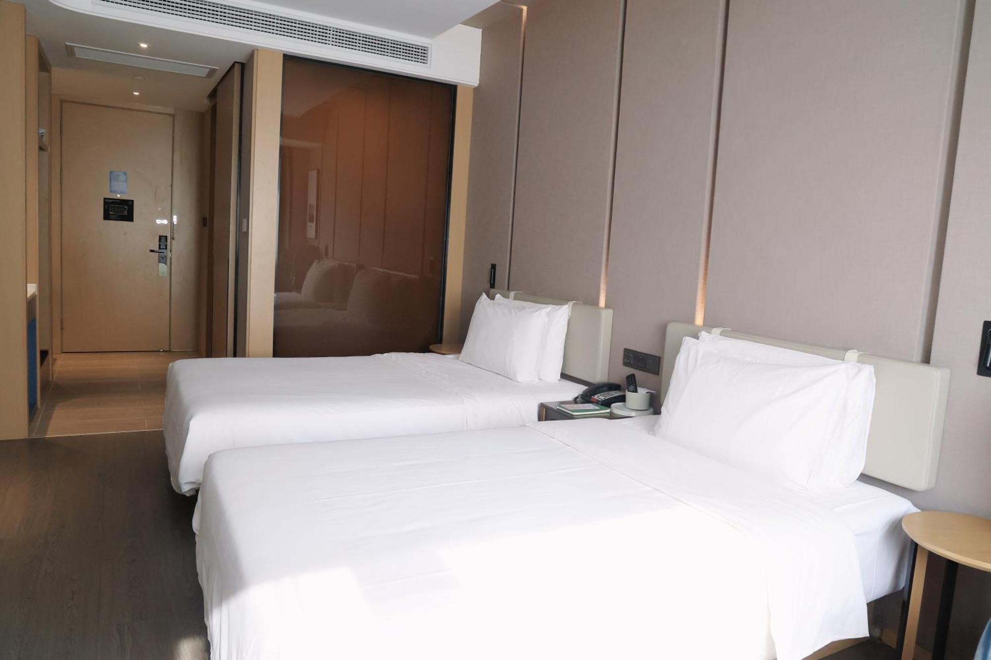 Atour Hotel Shanghai Xianxia Exterior photo